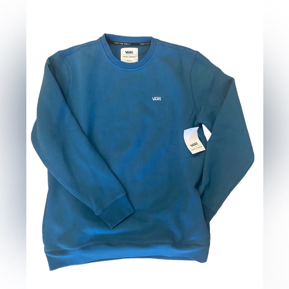Vans oversized crewneck with side front pockets.